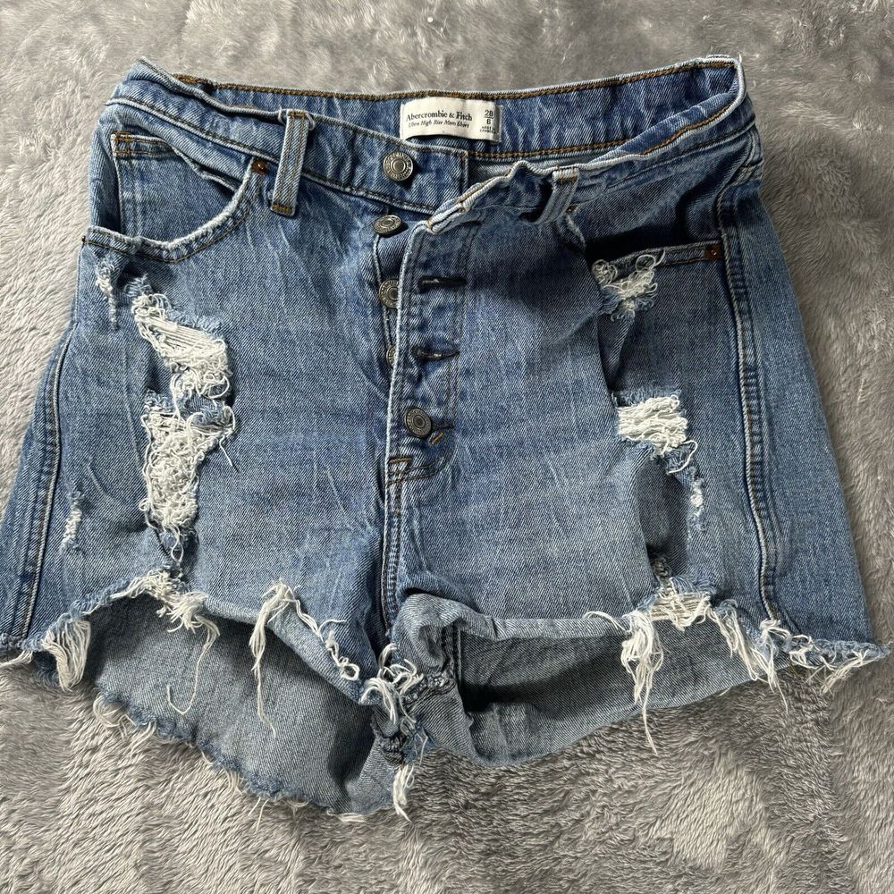Abercrombie & Fitch Denim Shorts 26 (28) Ultra High Rise Distressed Button Fly